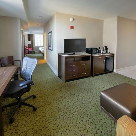 The Hilton Garden Inn Buffalo-Downtown Екстер'єр фото