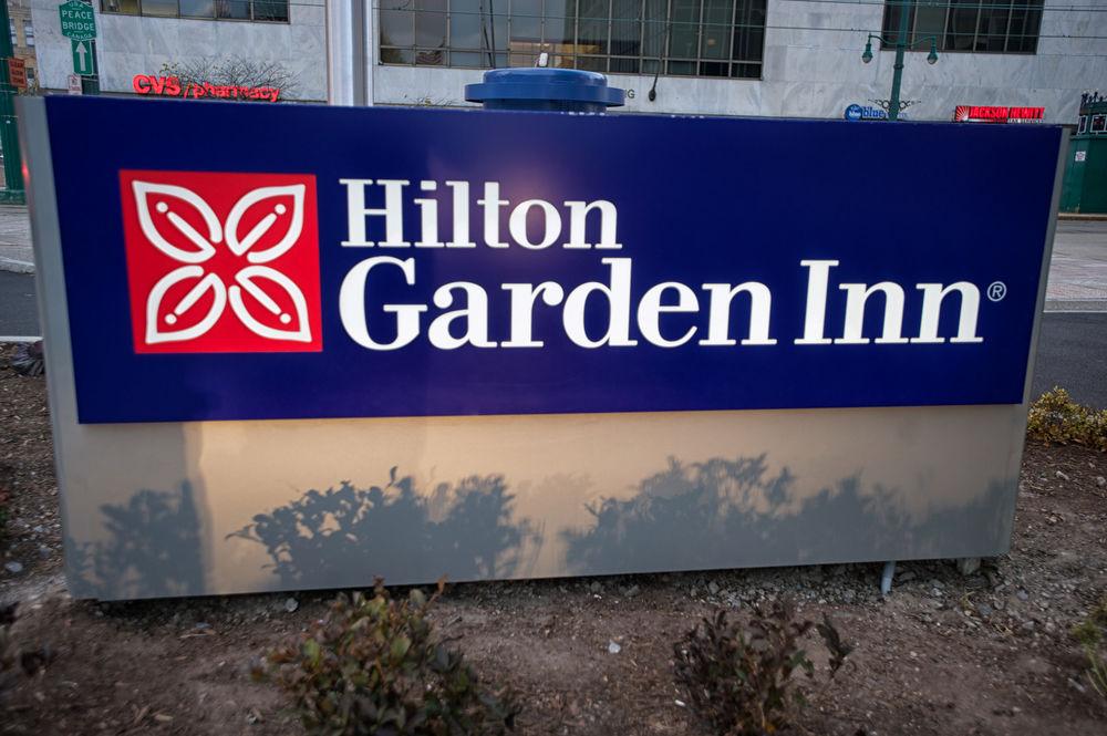 The Hilton Garden Inn Buffalo-Downtown Екстер'єр фото