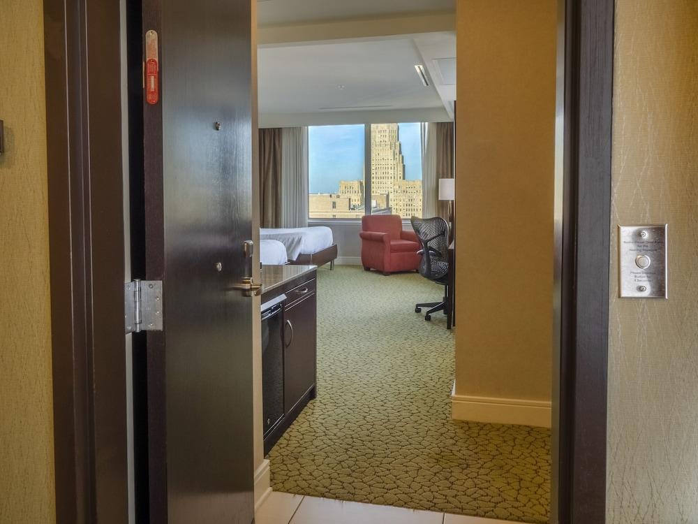 The Hilton Garden Inn Buffalo-Downtown Екстер'єр фото