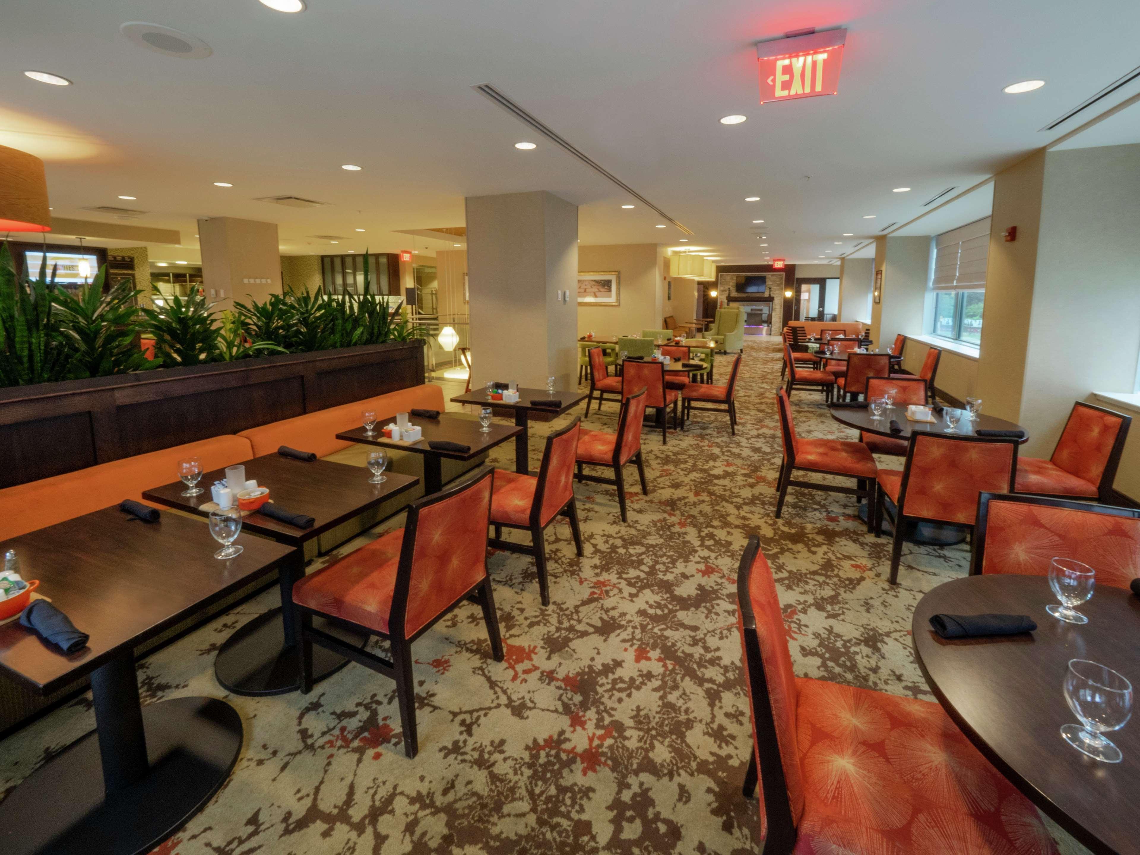 The Hilton Garden Inn Buffalo-Downtown Екстер'єр фото