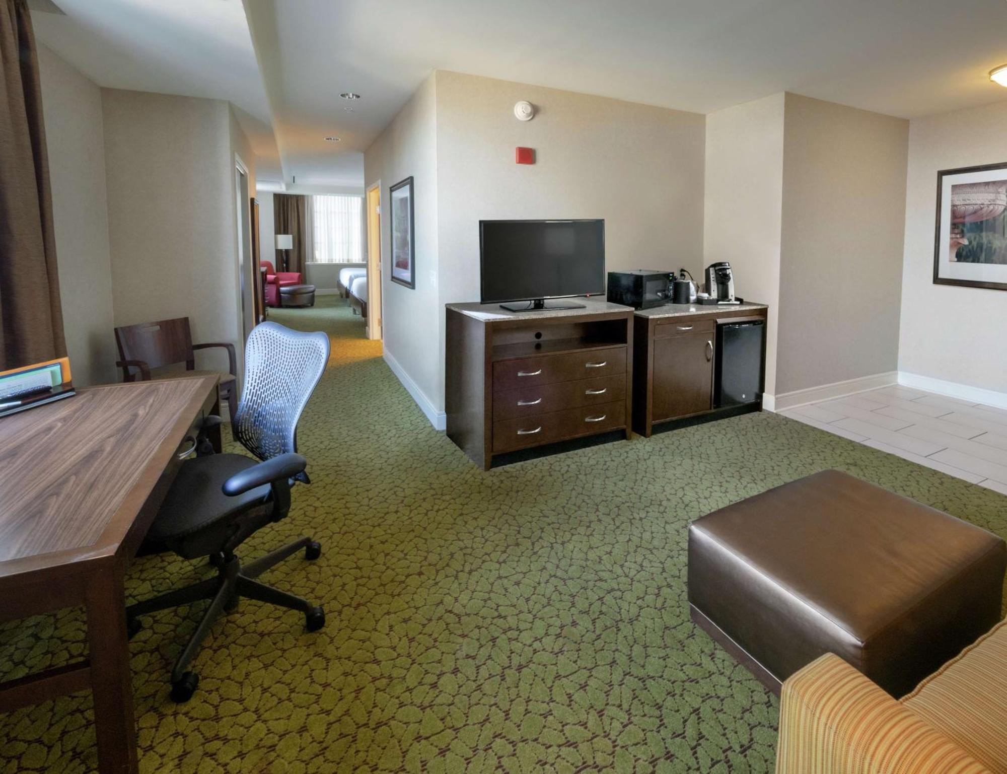 The Hilton Garden Inn Buffalo-Downtown Екстер'єр фото